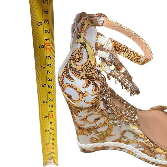 Gold and White Platform Wedge Shoe Dazzle Embellished Ankle Straps Size 8.5 - Picture 8 of 10